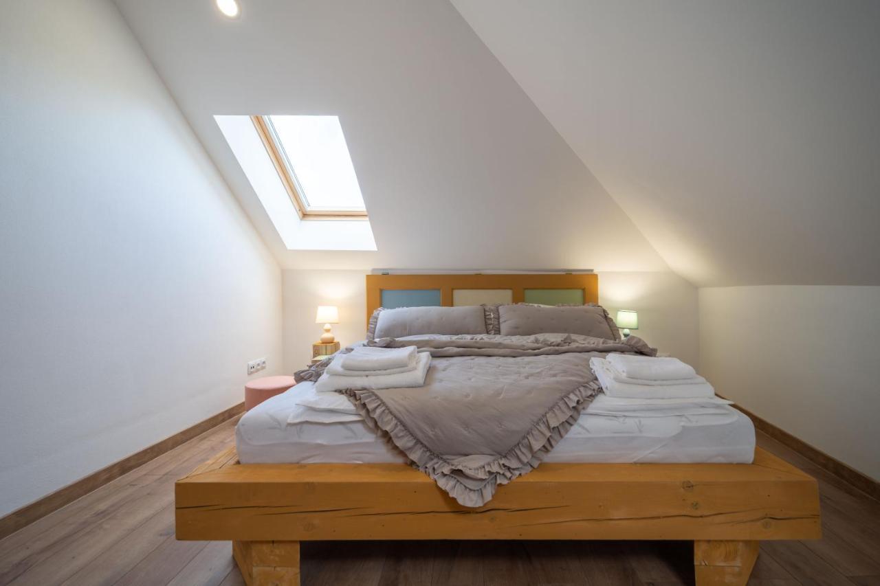 Apartment Cakyho Kuria - Pre 4 Osoby S Krbom A Saunami